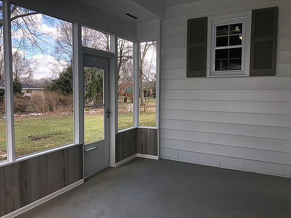 4th image of 1017 Hale Ave