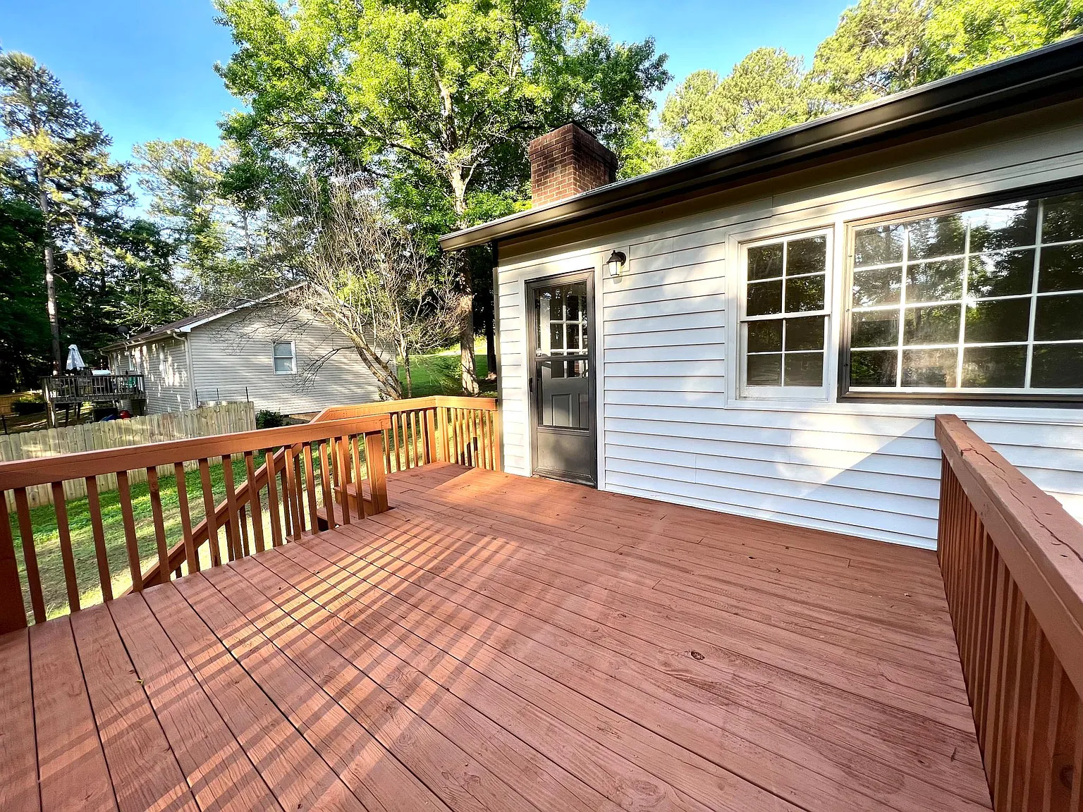 110 Amberidge Dr — Photo 3