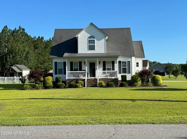 1423 Strawberry Branch Drive, Kinston, NC 28501