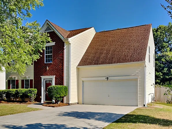 10974 Paladin Dr, Hampton, GA 30228