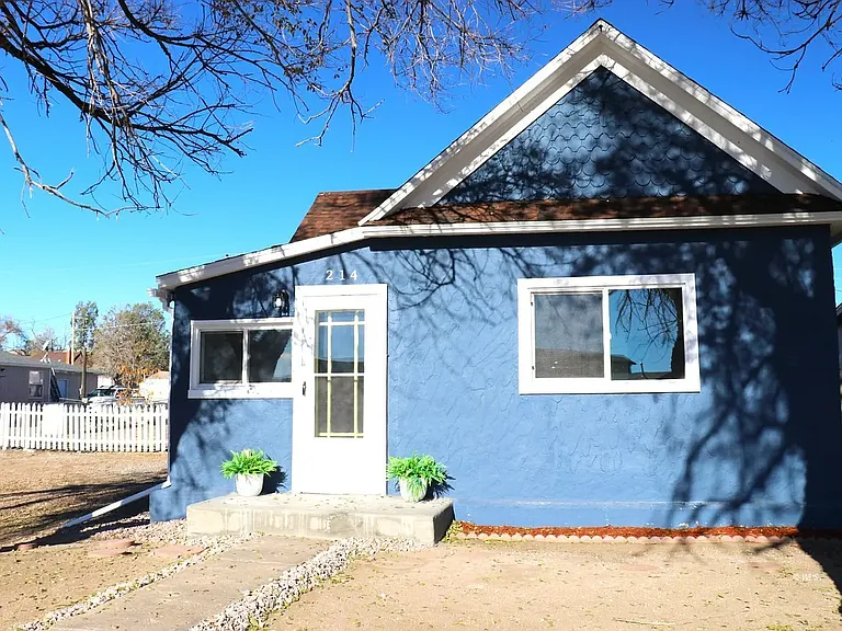 214 Marble Ave — Photo 3