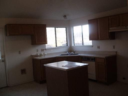 2nd image of 5402 PARK LAKE DR