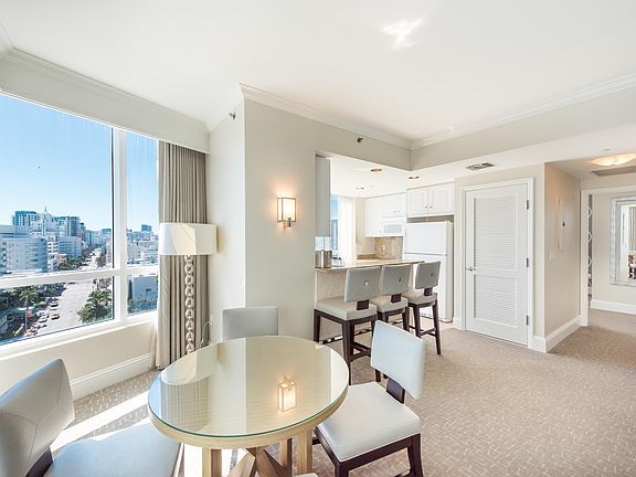 3rd image of 4401 Collins Ave #1004