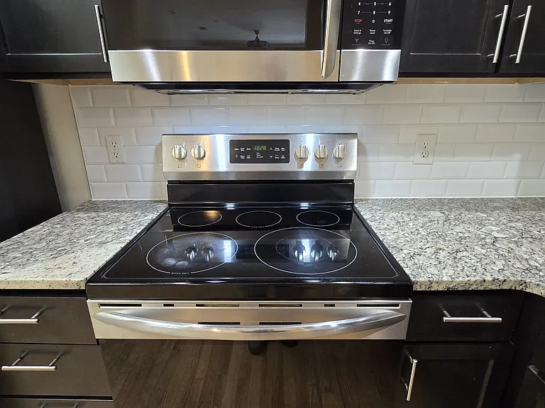 503 E Main St #204 — Photo 7