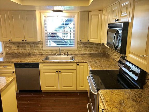 3rd image of 10350 Carrollwood Ln APT 181
