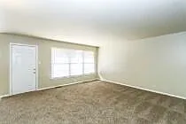 3 bed, 2.0 bath, 1276 sqft, $1,450 — Photo 3