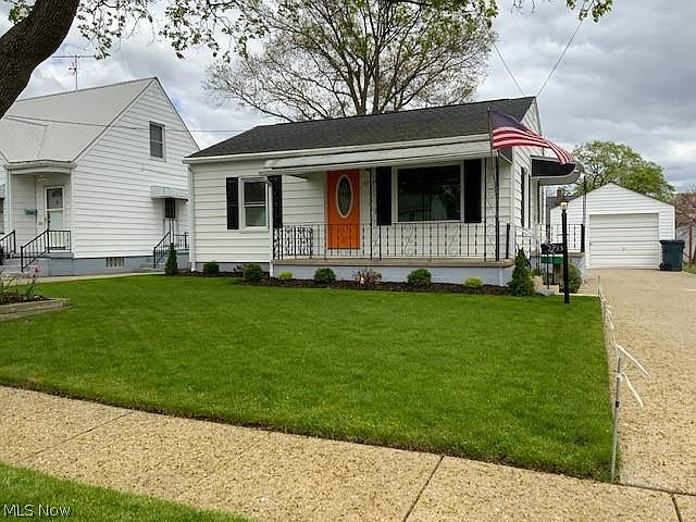 1st image of 2735 Archwood Pl