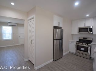 14231 Victory Blvd, Van Nuys, CA 91401