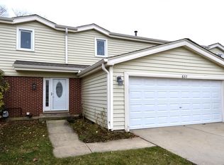 637 Darien Ct, Hoffman Estates, IL 60169