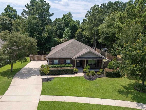 2nd image of 158 Camellia Ct
