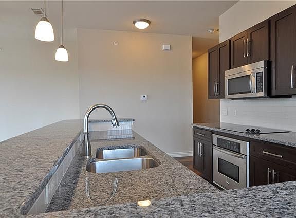 3rd image of 5232 Colleyville Blvd APT 212