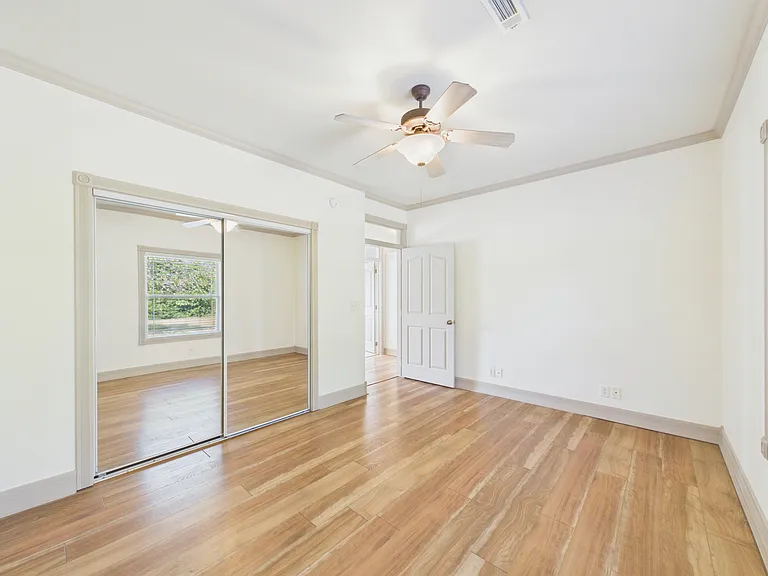 1322 Little Flock Dr — Photo 15
