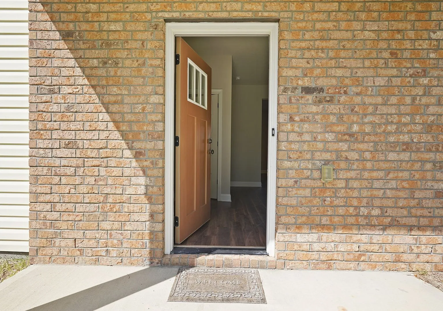 410 Olde Ivey Square — Photo 4