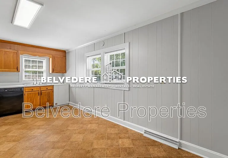 804 Graylyn Dr — Photo 10
