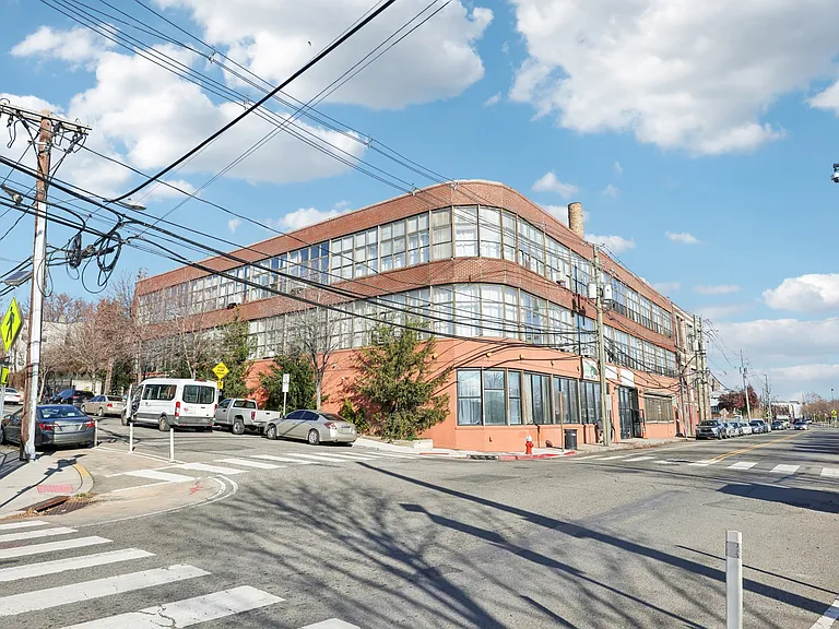Berry Lane Lofts — Photo 16