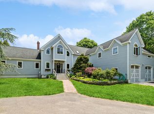 829 Head Of Pond Rd, Water Mill, NY 11976