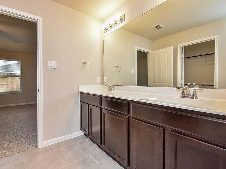 1427 Central Heights Dr — Photo 21