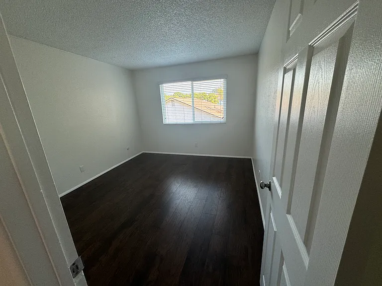 Magnolia Manor — Photo 26