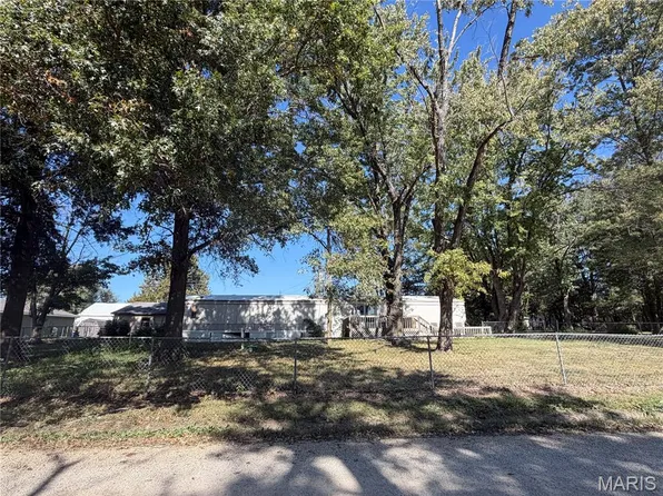 28944 Cherokee Ln, Jerseyville, IL 62052