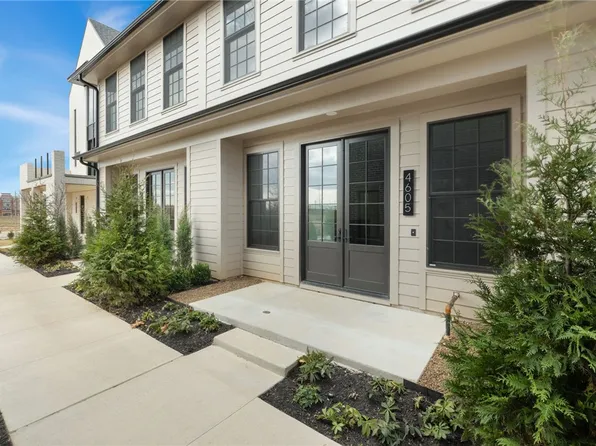 4605 S 47th St, Rogers, AR 72758