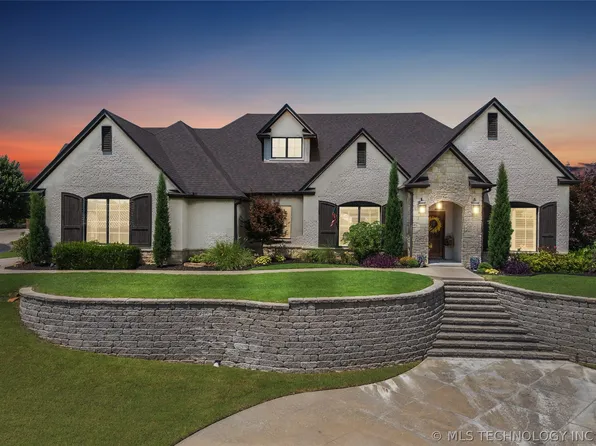 580 Lakeview Cir, Sapulpa, OK 74066