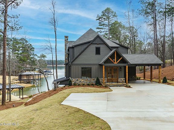 2nd image of 1358 Bywater Rd