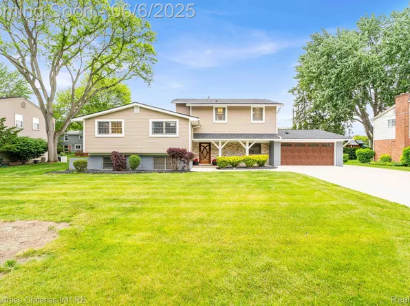 31240 Cline Dr, Beverly Hills, MI 48025