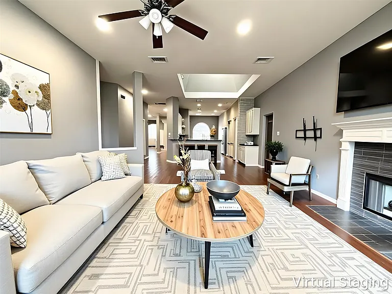 1423 Greenway Village Dr — Photo 9