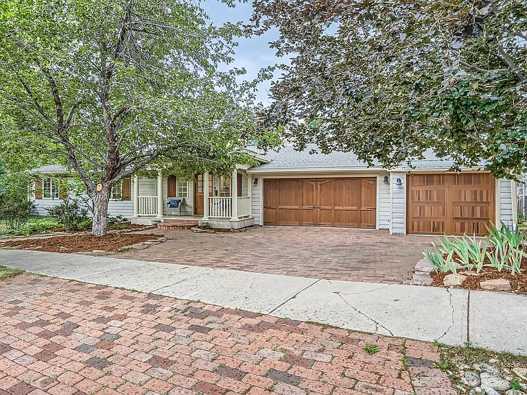 3782 Wonderland Hill Ave — Photo 2