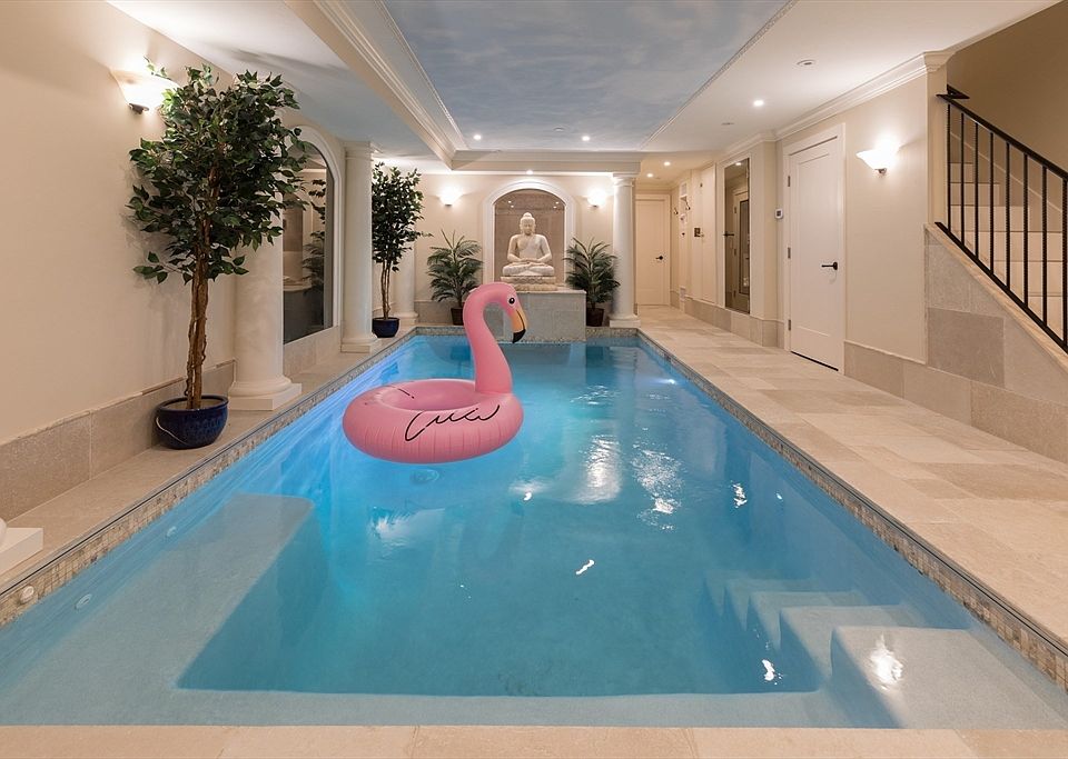 1st image of 11 Chestnut St