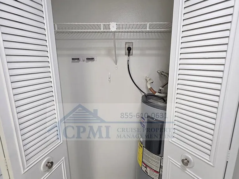 Colonial Village - 7550 Stirling Rd — Photo 22