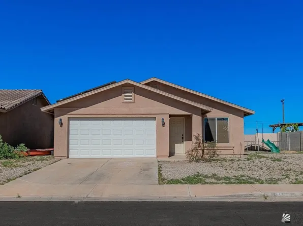 1269 S Fresno Ave, Somerton, AZ 85350