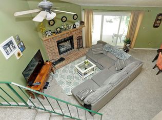 3305 Fox Trace Rd, Lexington, KY 40515