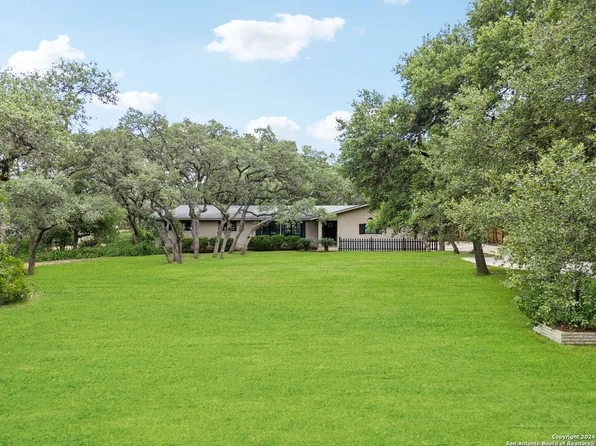 100 FLEETWOOD DR, Hollywood Park, TX 78232