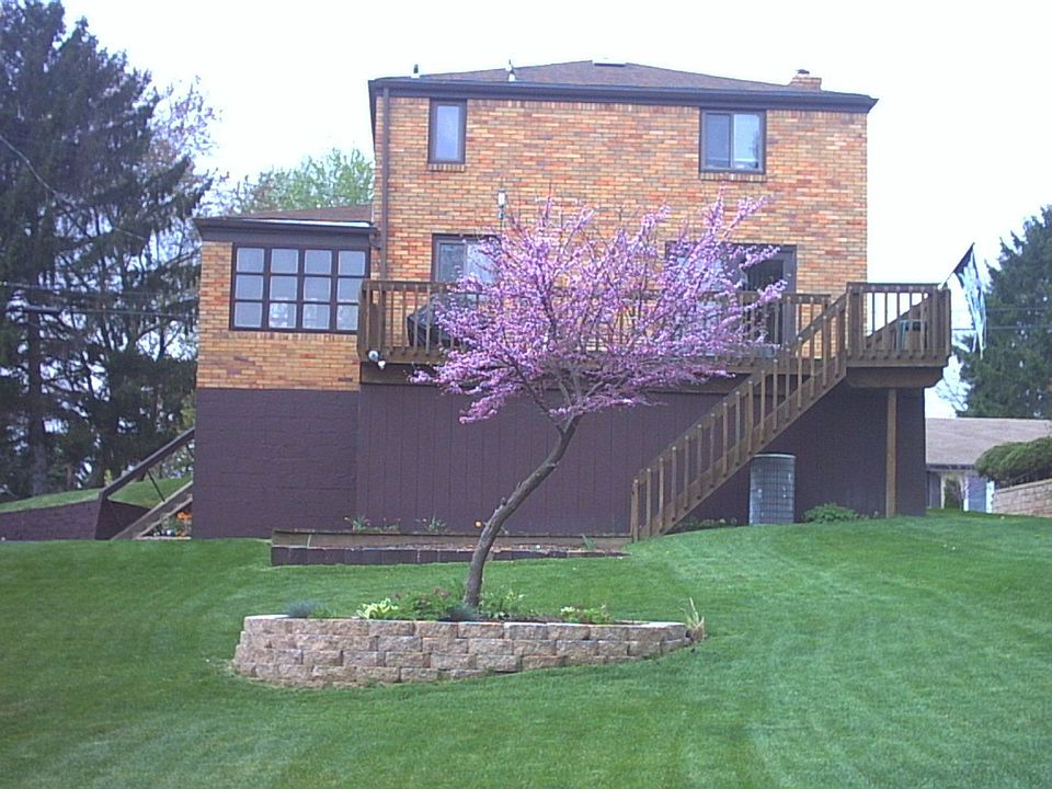 LARGE CORNER LOT