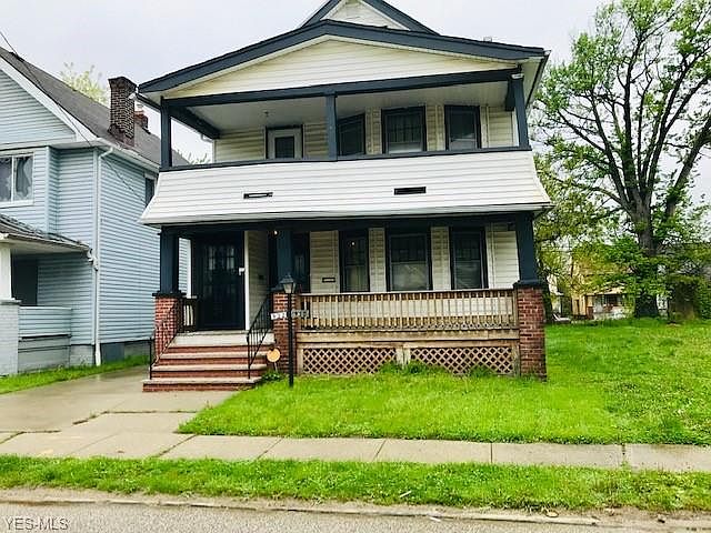 1st image of 930 E 130th St
