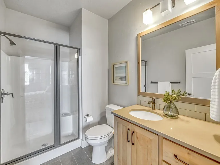 6973 N Exeter Pl — Photo 32