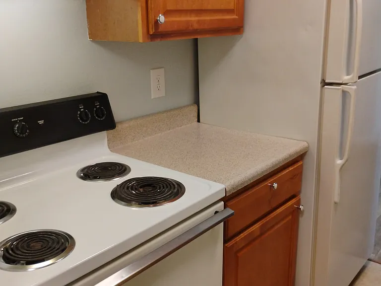 140 E Highline Cir — Photo 6