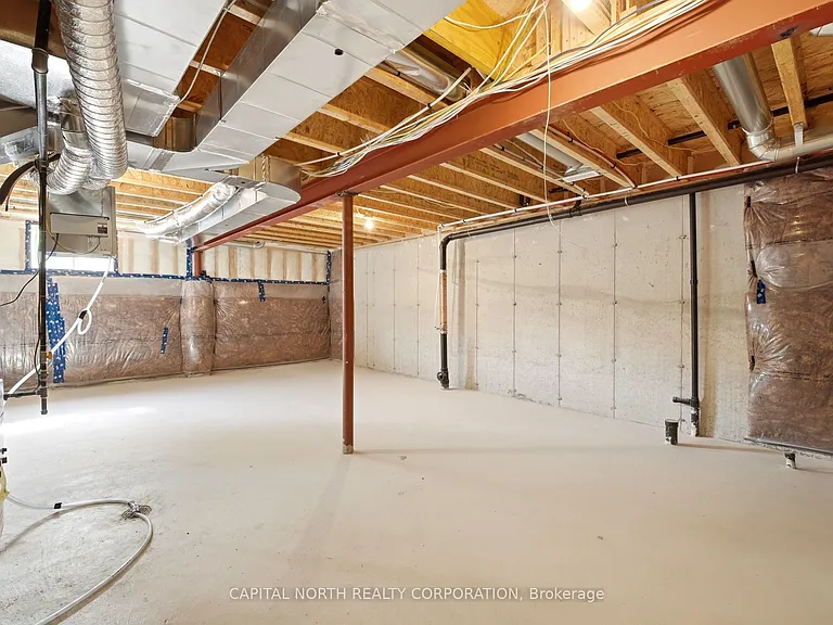 660 Colborne St W #83 — Photo 25