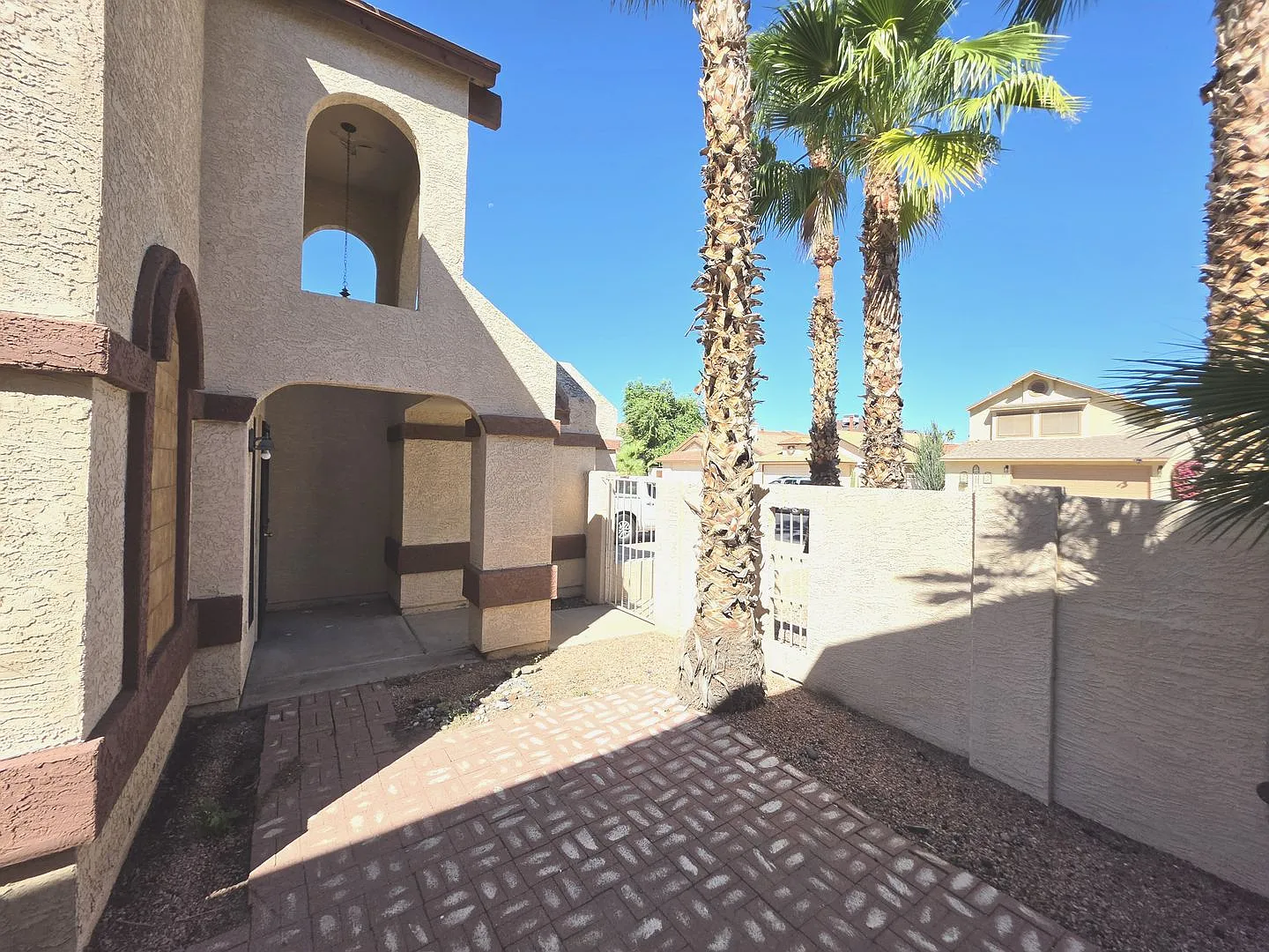 513 E Taro Lane Phoenix AZ 85024 — Photo 4