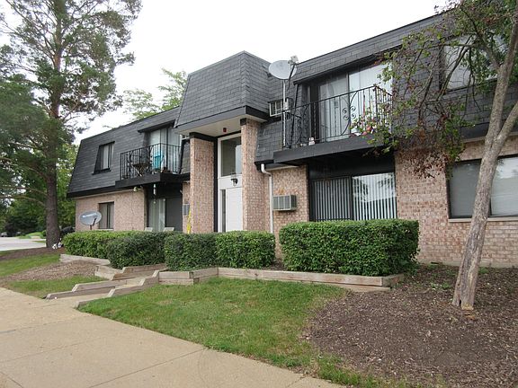 2nd image of 805 Westmoreland Dr APT 5