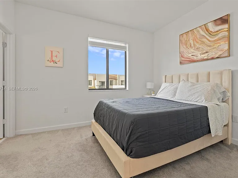 20655 NE 7th Pl — Photo 13