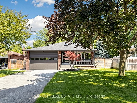 2nd image of 15 Muir Dr