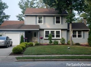 17 Pendleton Dr, Berlin, NJ 08009