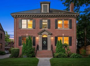 86 Park Ave, Newton, MA 02458