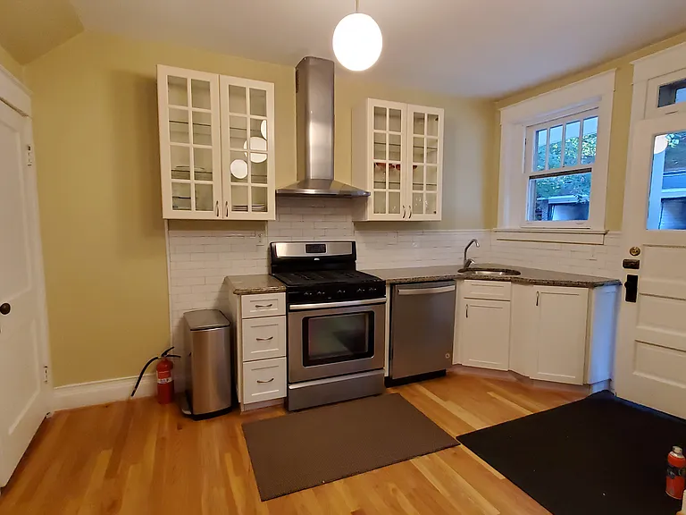 5220 Beeler St — Photo 7