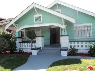 920 W 55th St, Los Angeles, CA, 90037
