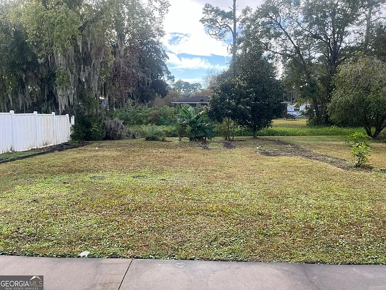 423 Cobblestone Way — Photo 23