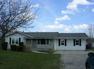 6827 Cade Rd, Brown City, MI 48416