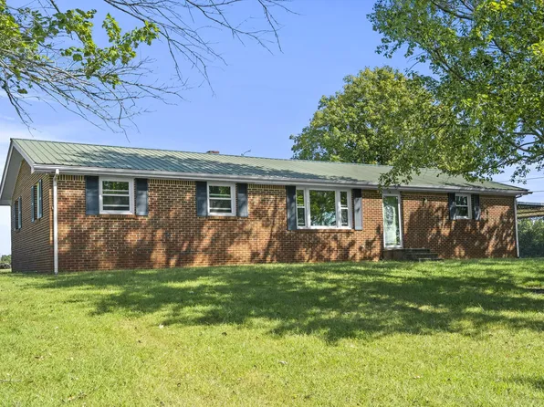 2750 Kinneys Rd, Cedar Hill, TN 37032